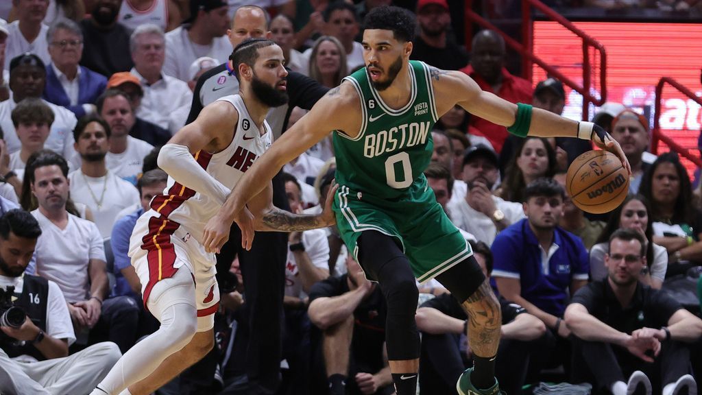 Celtics show 'poise' facing elimination, extend series vs. Heat